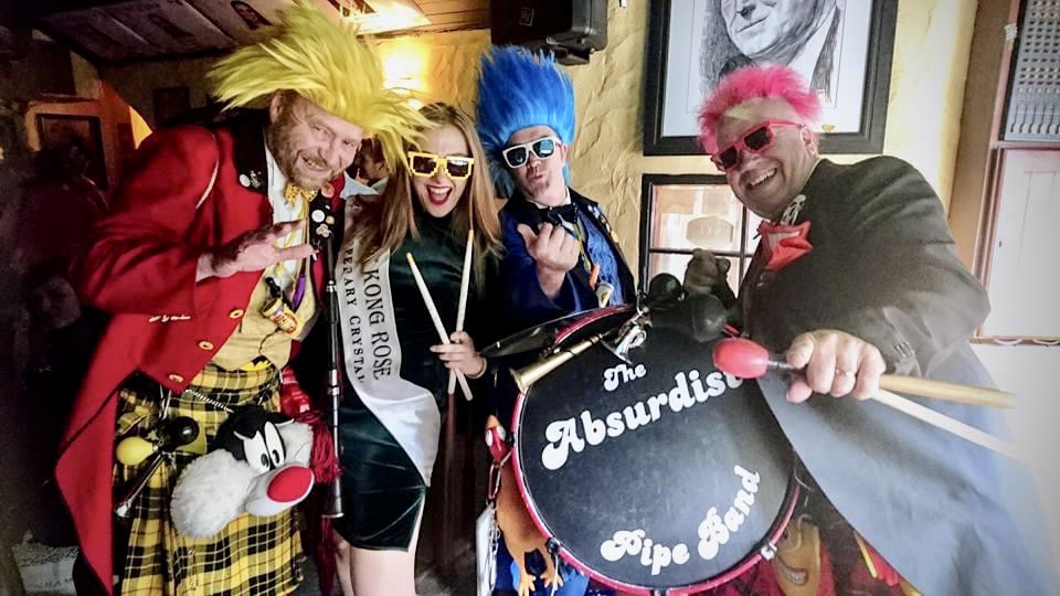TheAbsurdistPB's tweet photo. All the roses want their photo taken with us. Of course they do, we’re suave, sophisticated, debonair… and we have big shoes. Here are just a few of the many we have met over the years. To quote a wise man (Blotto), “They still write you know!”
@RoseofTralee_ https://t.co/zmOTkaDjed