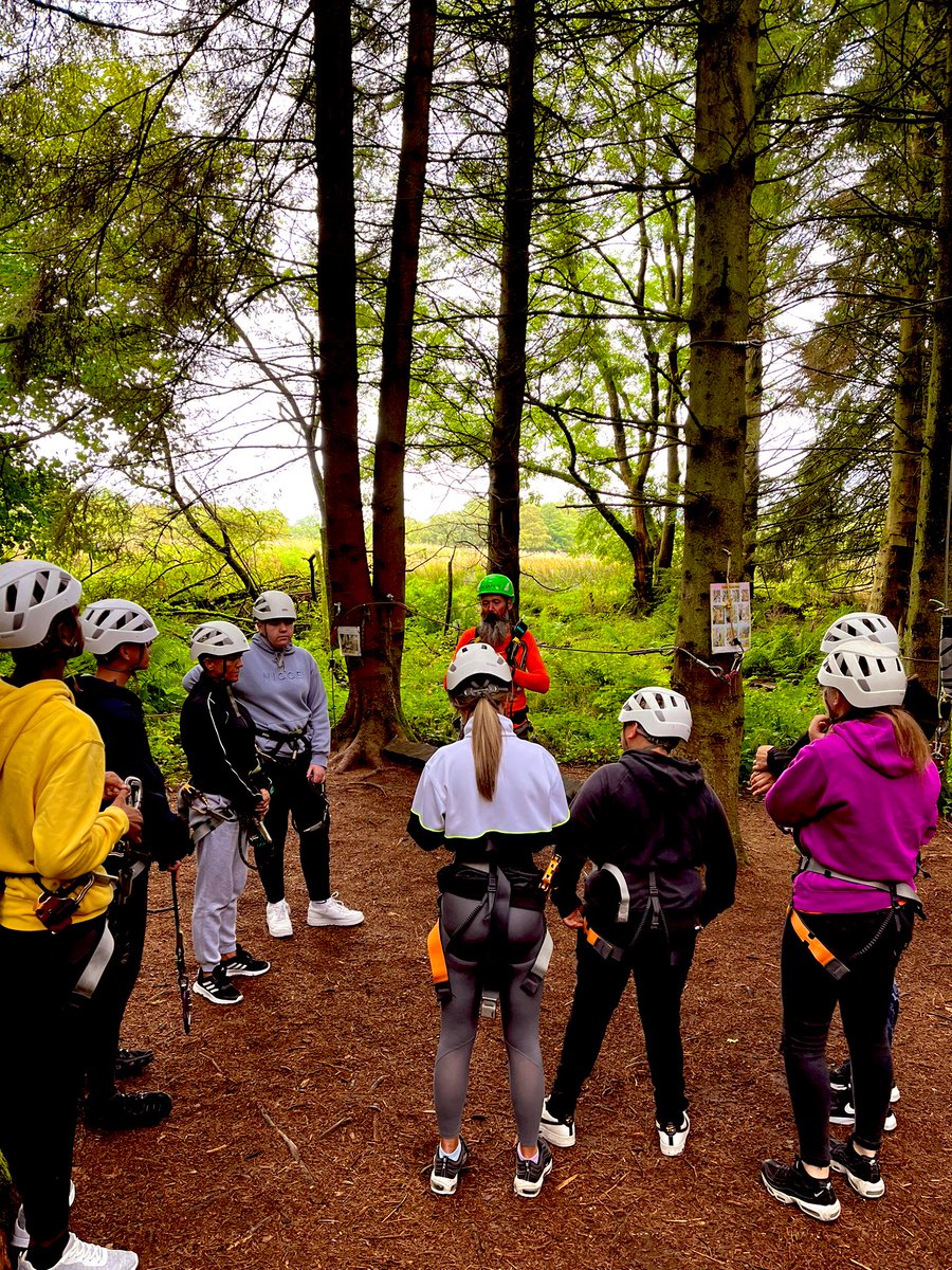 NA_ASCPO's tweet photo. #NAInclusion💛🖤
Another great experience @treetoptrials for the young people across @NAHSCP
Teamwork & encouragement from individuals to support peers to overcome fears and personal challenges.
#PersonalApproach #Opportunities
@NAActiveSchools @audreynolan @aliesutherland1 https://t.co/bXXMukTIpH