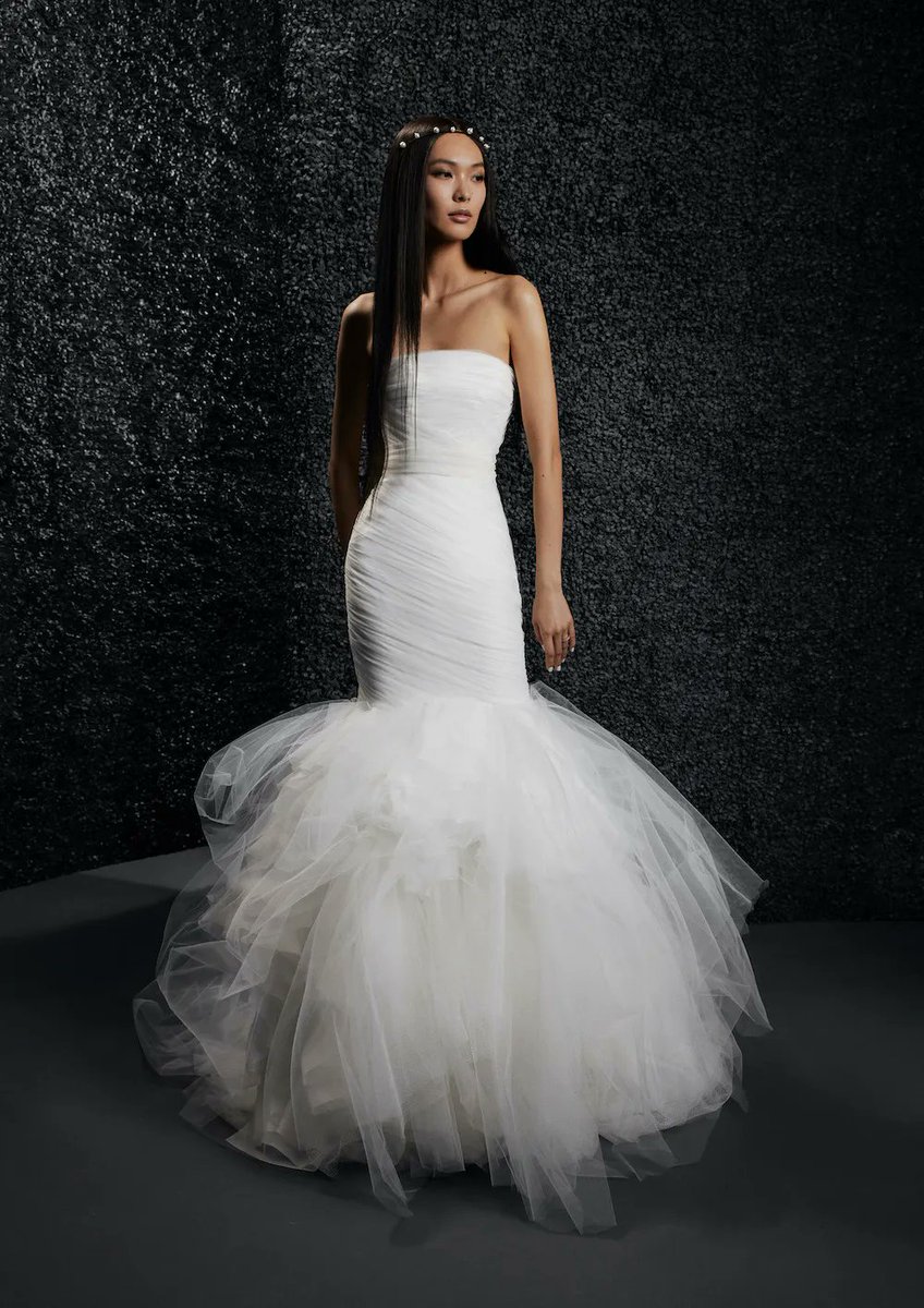 ✨ Vera Wang Bride ✨

See more here: buff.ly/3nl5lmn ❤️

#VeraWangBride #DesignerBridal #Designer
