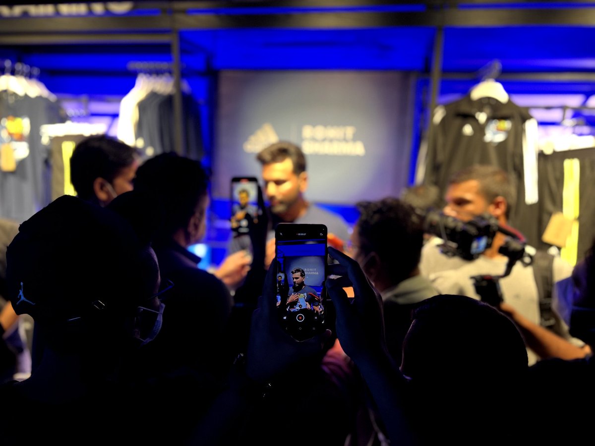 crazee_rohitian's tweet photo. @ImRo45 from the @adidas launch event today 😍🔥🌊
More BTS coming soon! 
#RohitSharma #Adidas https://t.co/wKZ6AX5m8v