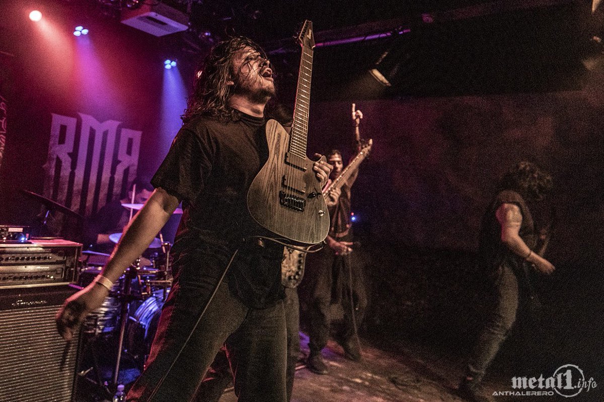 DavidBrisenoC1's tweet photo. Salzburg, Austria 🇦🇹 
Gran experiencia poder tocar en Rockhouse Salzburg, un increíble venue y grandísimo recibimiento a la música de @BMRoficial .

En lo personal, agregar a Austria 🇦🇹 como un nuevo país donde he tocado me pone feliz.

📸 #anthalereromajere
@ibanezofficial https://t.co/EtJKEBtAfL