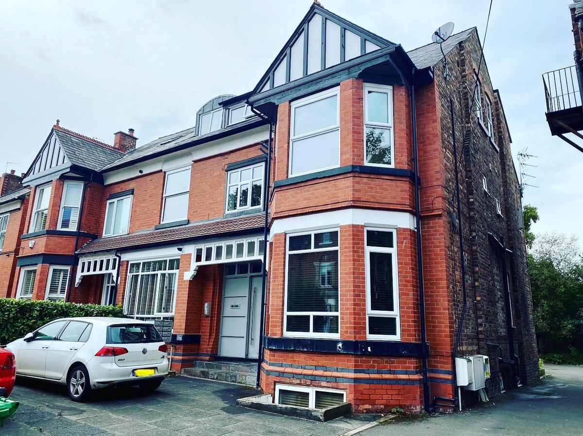 titanwindowserv's tweet photo. A few from Didsbury/Chorlton on Monday.
#titanwindowservices #guttervacuumsystems #windowcleaning #wfp #waterfedpole #traditional #didsbury #photo #pressurewashing #facias #soffit #gutterclearing #reachandwash #gardinerpolesystems #purefreedom #diresin #purewater #reverseosmosis https://t.co/2Olqq6YEmG