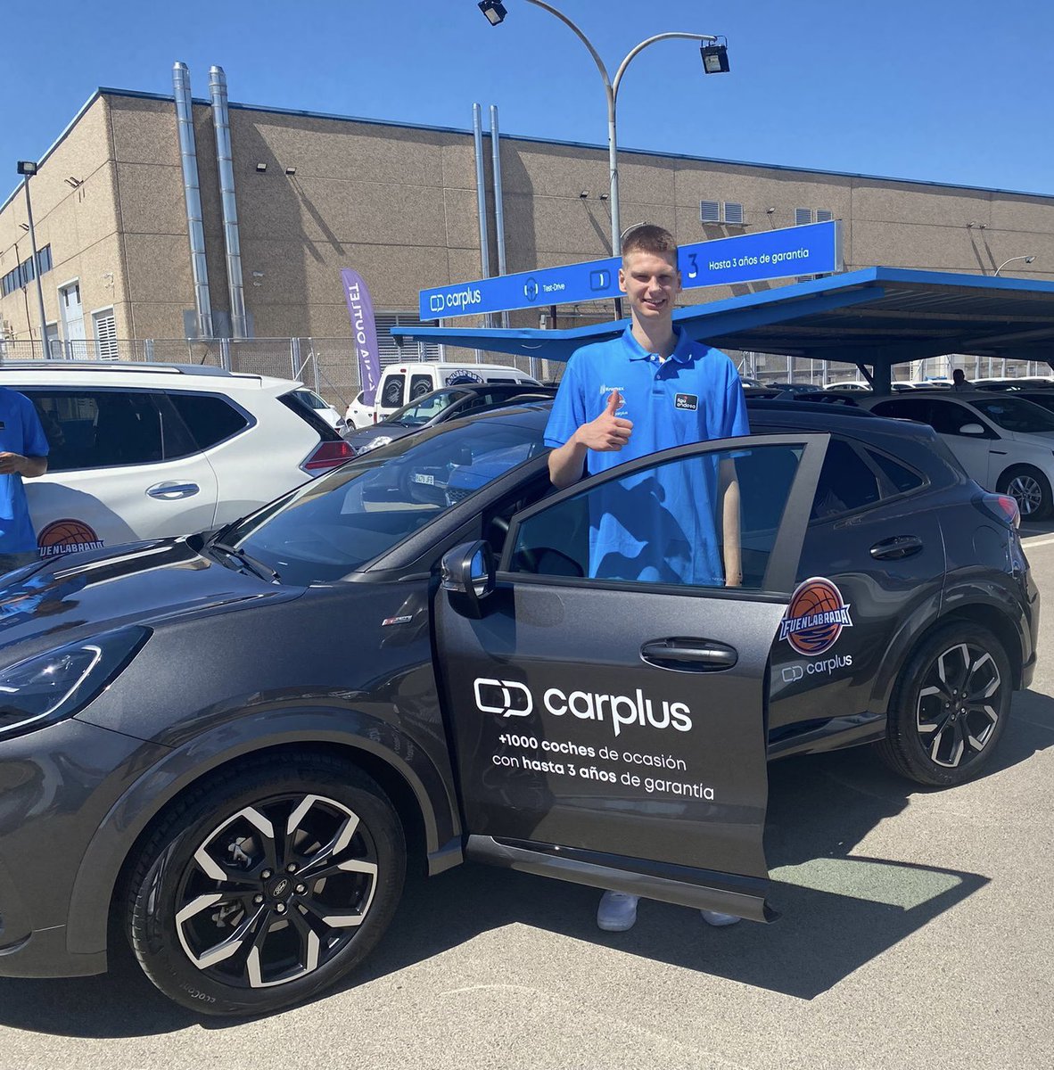 🚘 <a href="/PavelSavkov3/">Pavel Savkov</a> circula por Fuenla a los mandos de su Ford Puma