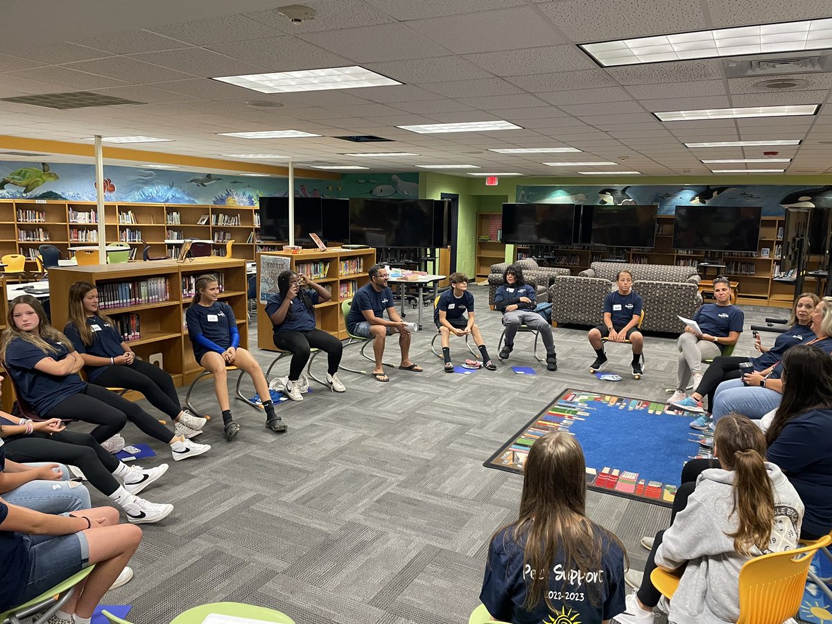 Corrine Hart tweet media