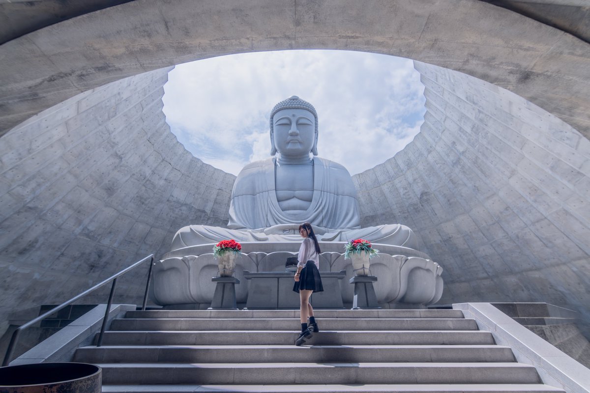 unknownPicture tweet media