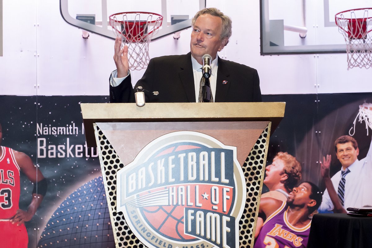 MetroConfSports's tweet photo. 𝐓𝐡𝐞 𝐄𝐧𝐝 𝐨𝐟 𝐚𝐧 𝐄𝐫𝐚

Longtime #MAACSports Commissioner Richard Ensor Announces Retirement at the End of 2022-23

Thank you @MAACCommish for 35 years as our 𝑳𝒆𝒂𝒅𝒆𝒓 👏

📰: https://t.co/JP6VrzLFq5

#MAACSports https://t.co/q8eQVMW88f