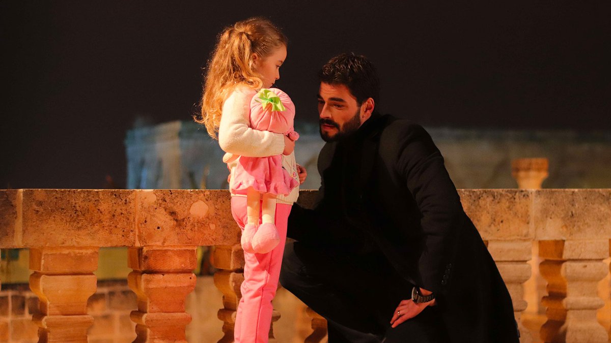 yvette_princz's tweet photo. My heart 🤍
#AkinAkinozu #MiranAslanbey #Hercai #GulSadoglu https://t.co/mrCBh3hLhj