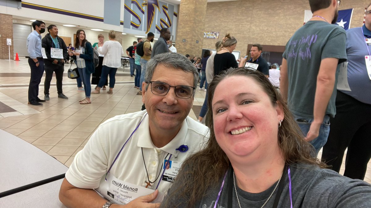 mommaking22's tweet photo. Getting ready to tell our story at JVHS this year!!!!  @jvhsprincipal @JerseyVillageHS https://t.co/sUFsiC9GyY