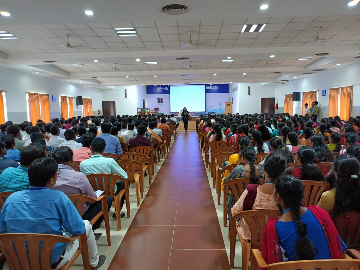 tring_apps's tweet photo. We kickstarted this year’s campus drive for hiring students from Coimbatore. We have had a great collaboration with @Dr N.G.P. Institute of Technology and @ Hindusthan College of Engineering and Technology.

#campusdrive #tringers #tringapps #hindusthan #ngp #hiring https://t.co/gFSfJihivl