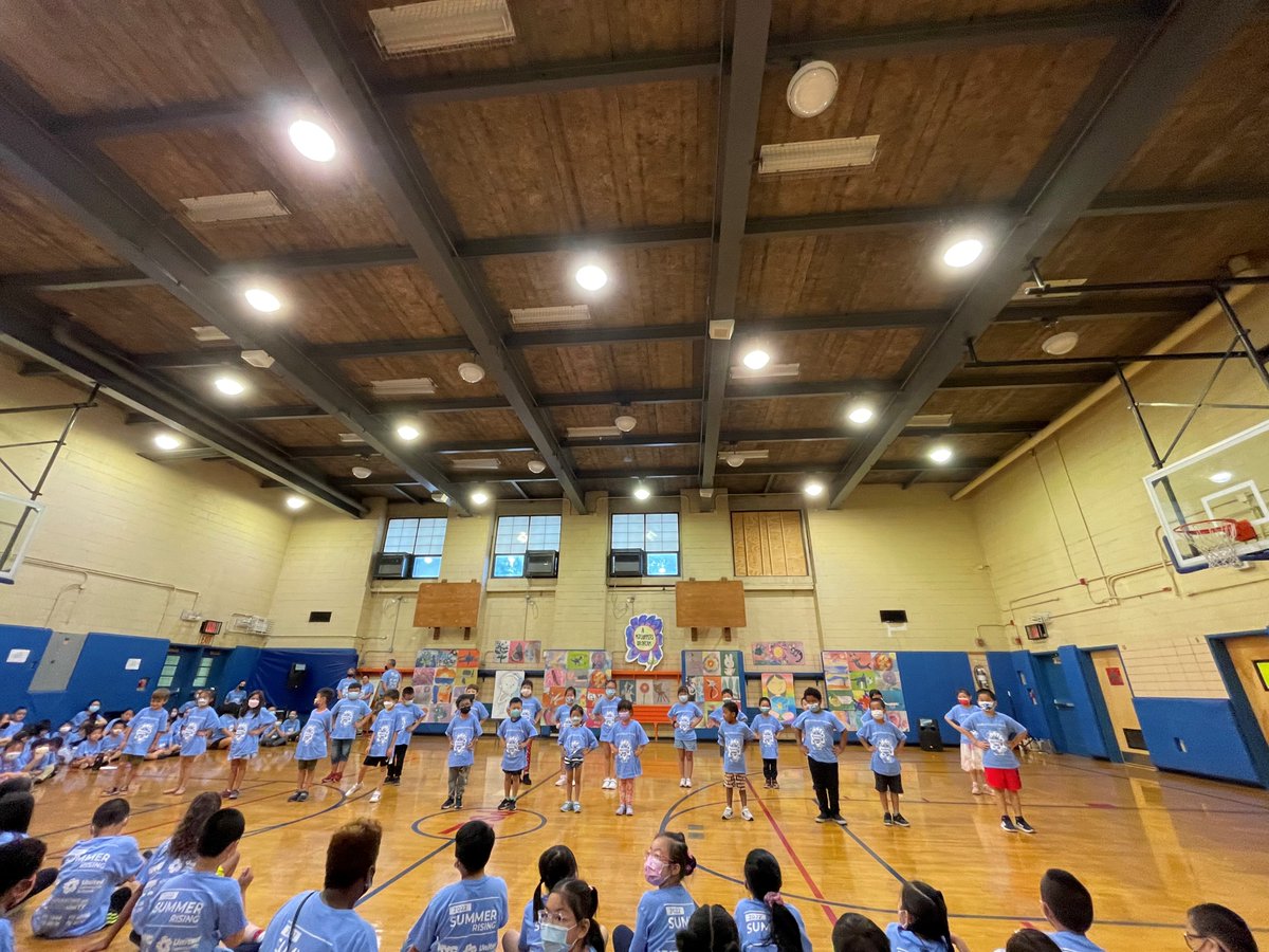 nycoasp's tweet photo. Congratulations to the @NYCSchools #SummerRising students at Manhattan's P.S.2 on their outstanding dance performances last week! 💃🕺
All 503 students received dance through a robust residency with @ABTBallet, an idea that began with last year's #CityArtistCorps grants. https://t.co/cIfDWTGOCI