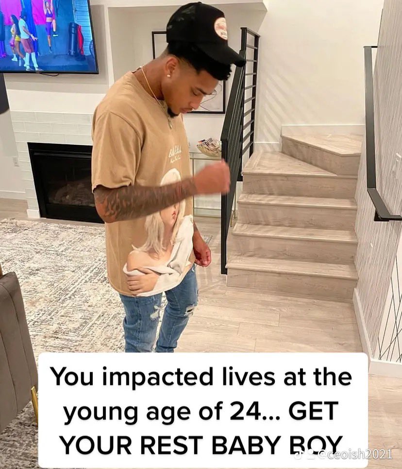 JusticeforRalph's tweet photo. @greg_shead 😢😢😢😢 https://t.co/qN7wxJeunW