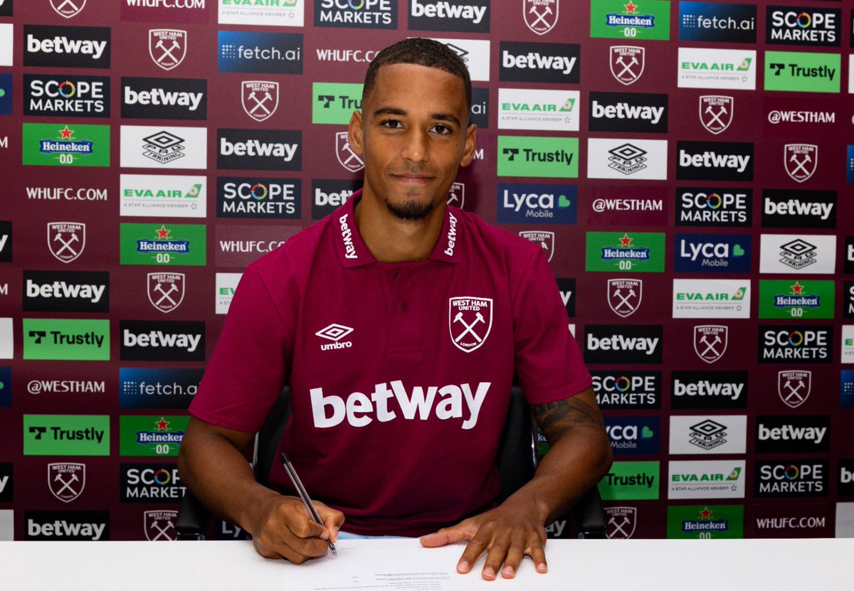 I am pleased to confirm the latest signing of Germany international defender Thilo Kehrer. The 25-year-old arrives from French champions Paris Saint-Germain on a four-year contract with a two-year option. Welcome to West Ham United Thilo. dg