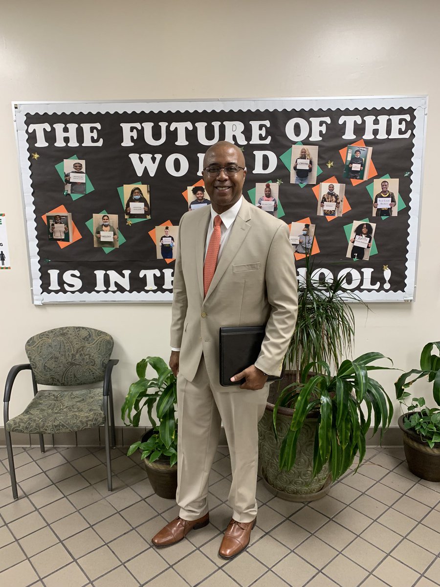 Richland One Office of Secondary Education tweet media