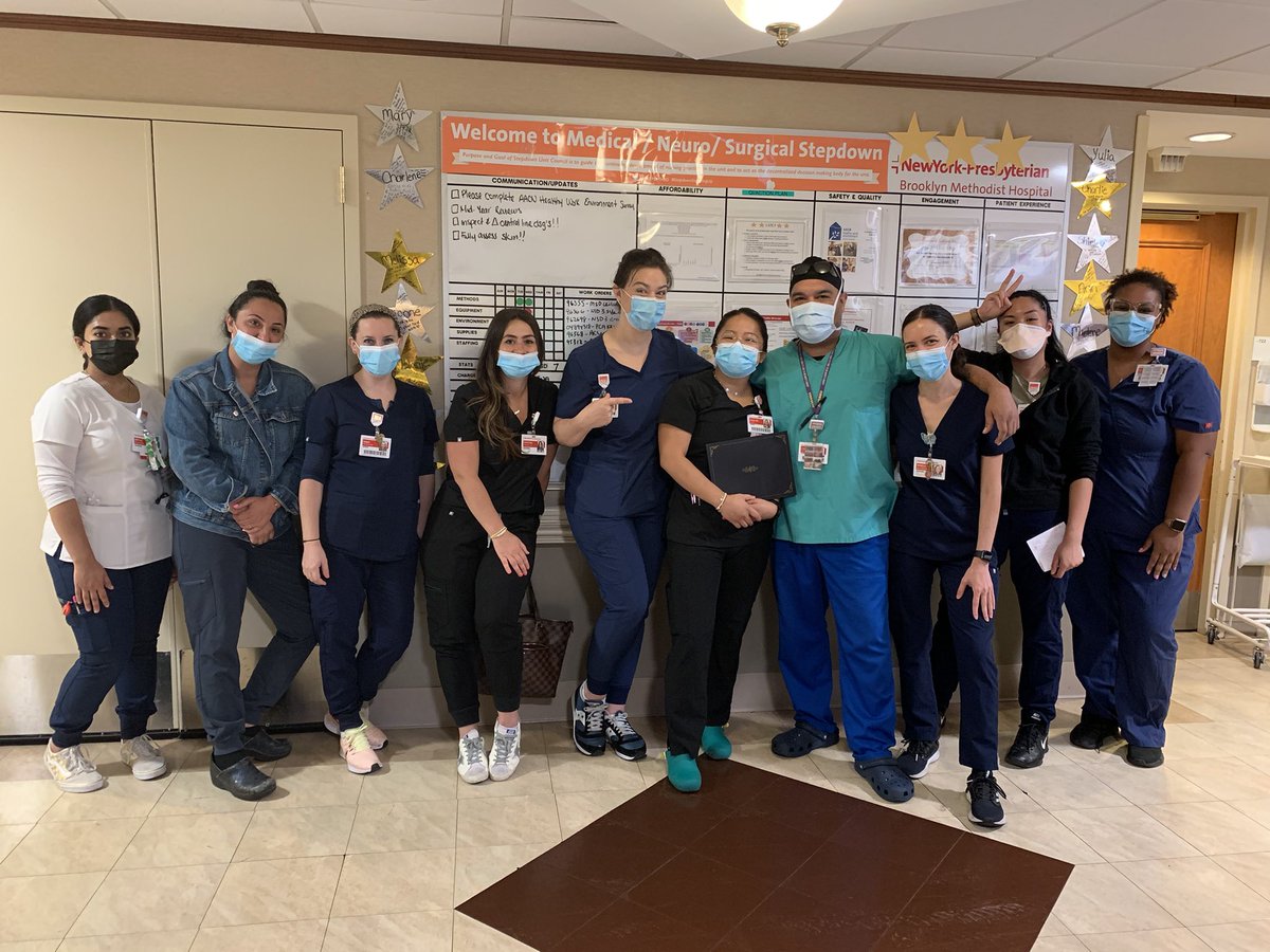 Great catch award goes to Caroline RN and Charlie NT from <a href="/NypbmhSd/">NYPBMH_SD</a> ! Presented at quality council and tier 1 huddle 🏅👍😍 #PatientSafety #engagement <a href="/LeticiaC_RN/">Leticia Collins</a> <a href="/AshleyMattia3/">Ashley Mattia</a>