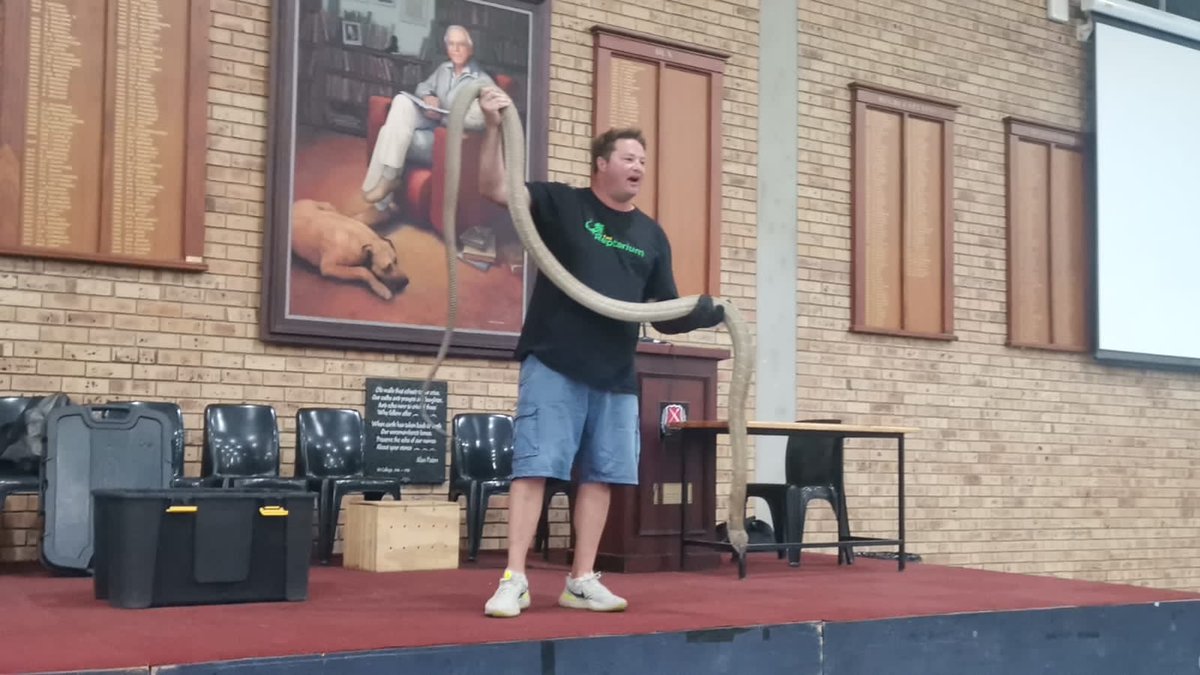 MaritzCollege's tweet photo. #BoardingFun
Life on our #RedBlackWhite campus is never dull.
(Most) of our boarders enjoyed the entertaining interactive presentation by Dingo Dinkelman & his snakes. Some were happy to get up close & personal, & others chose to leave the stage rather quickly... https://t.co/TH3i6Xpz8g