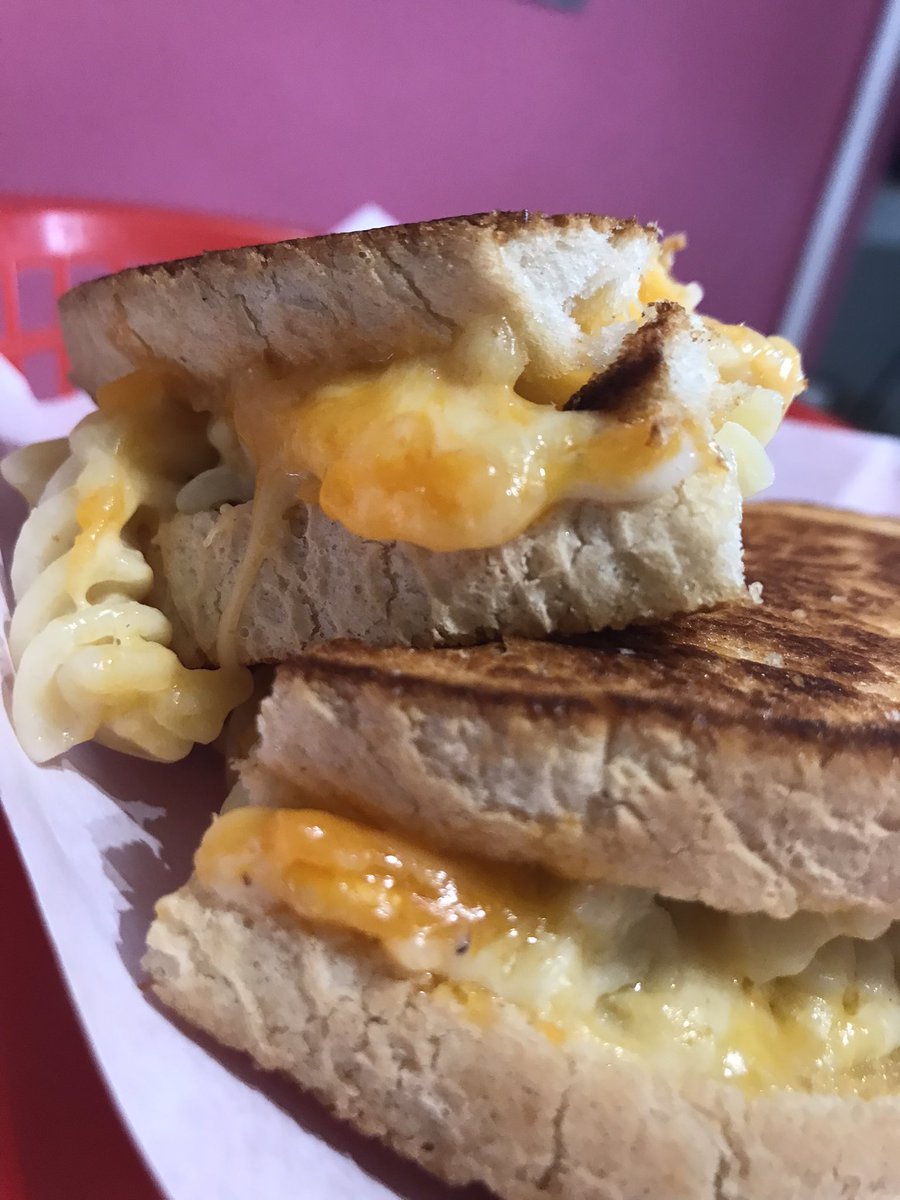 Meltdownchester's tweet photo. THE ULTIMATE 
That’s right, pasta &amp; cheese sauce in a toastie. #toastiequeen https://t.co/V9DEc46p4x
