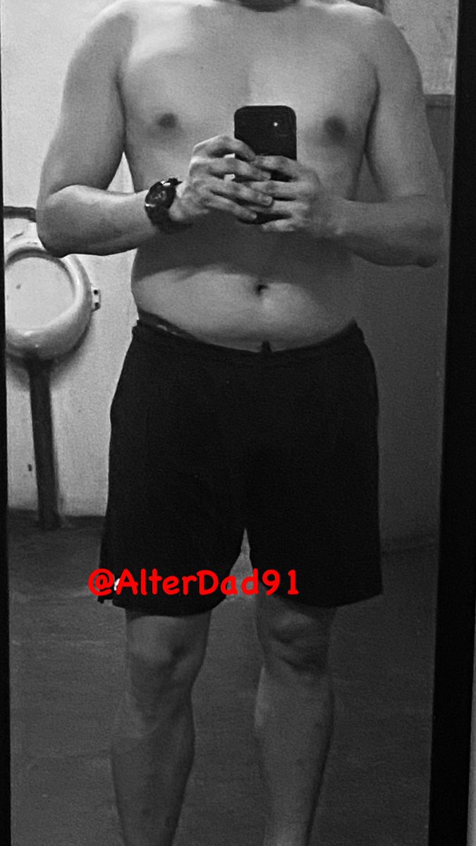 AlterDad91's tweet photo. Done with today’s papawis. 💪🏼

#dadbod #barakodad #jakol #pogingdad https://t.co/bkCDc7nAkl