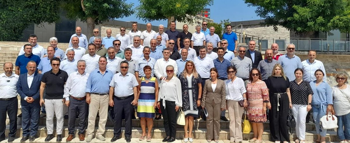 İlçemiz Kurum Müdürleri tarafından
Kaymakamımız Dr. <a href="/mustafaozarslnn/">🇹🇷Dr.Mustafa Özarslan</a>'ın
Bursa Nilüfer Kaymakamlığına atanması nedeniyle  "Veda Yemeği" düzenlendi.

#Kadıköy