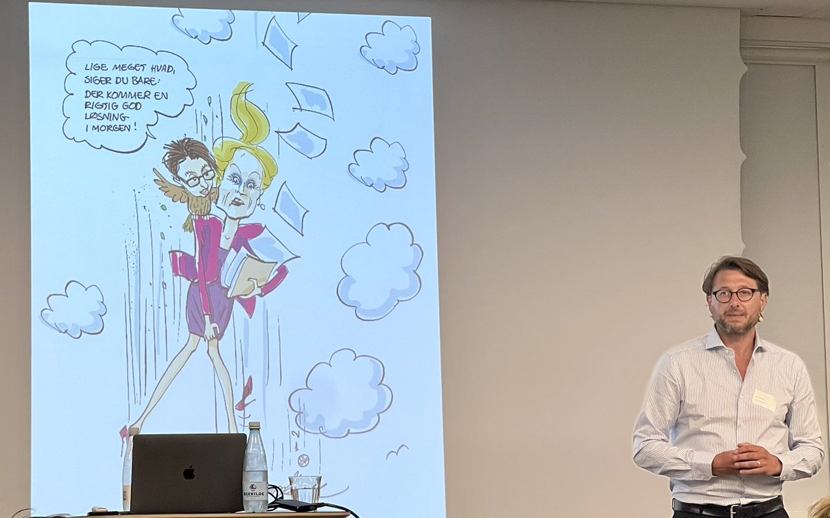 MartinGantzhorn's tweet photo. Spændende og underholdende indlæg om højaktuelle politiske emner ved dagens #lifesciencemeetup! https://t.co/mOlUZB0xOX