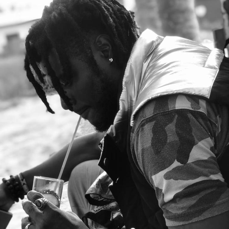 Who want to be my friend?