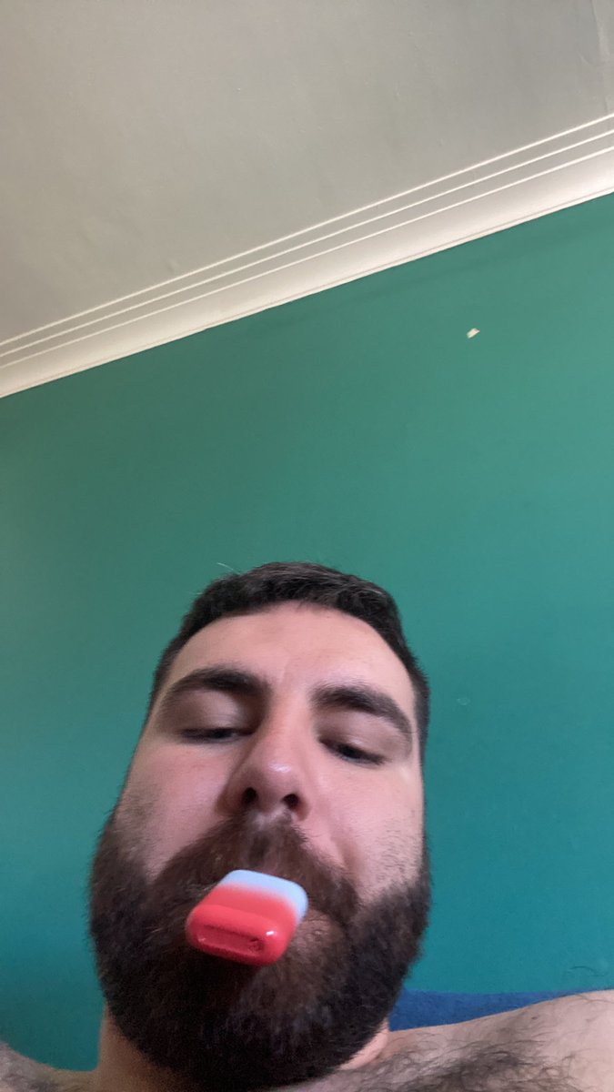 ConnorTimothy_ tweet picture