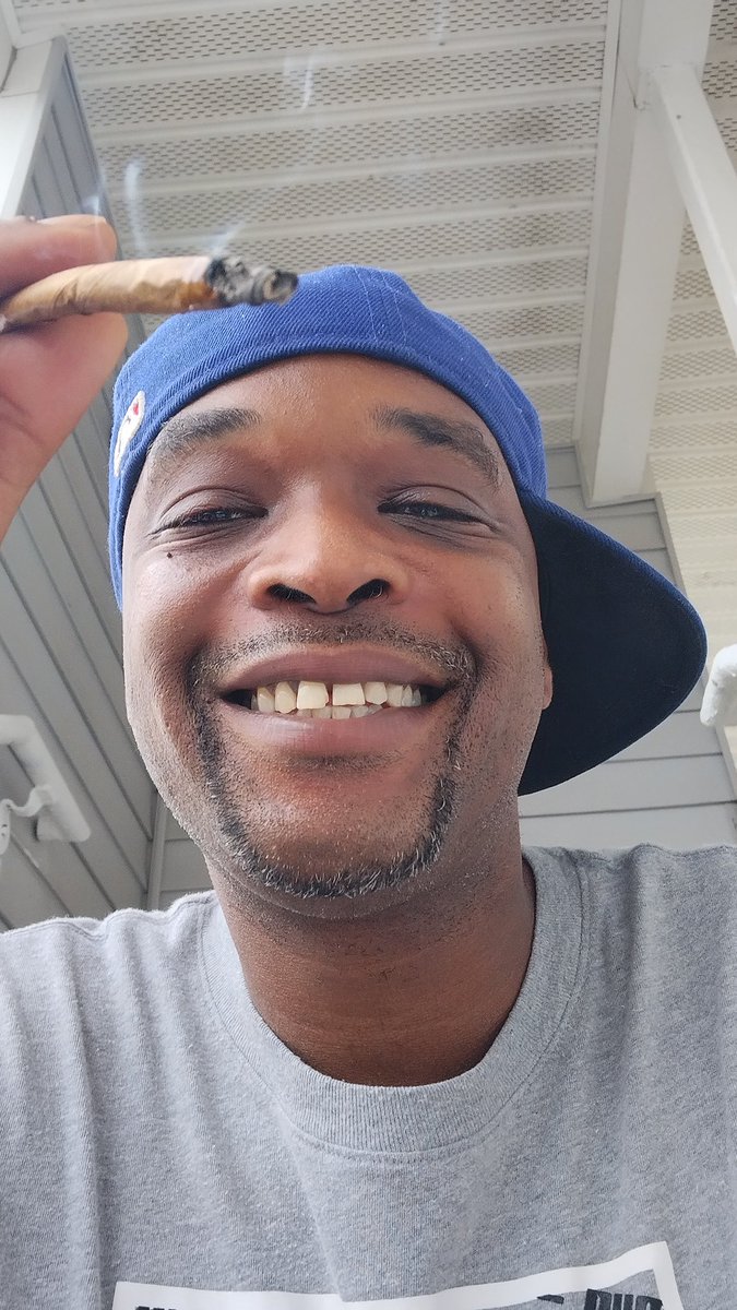 LARRYIRBY tweet media