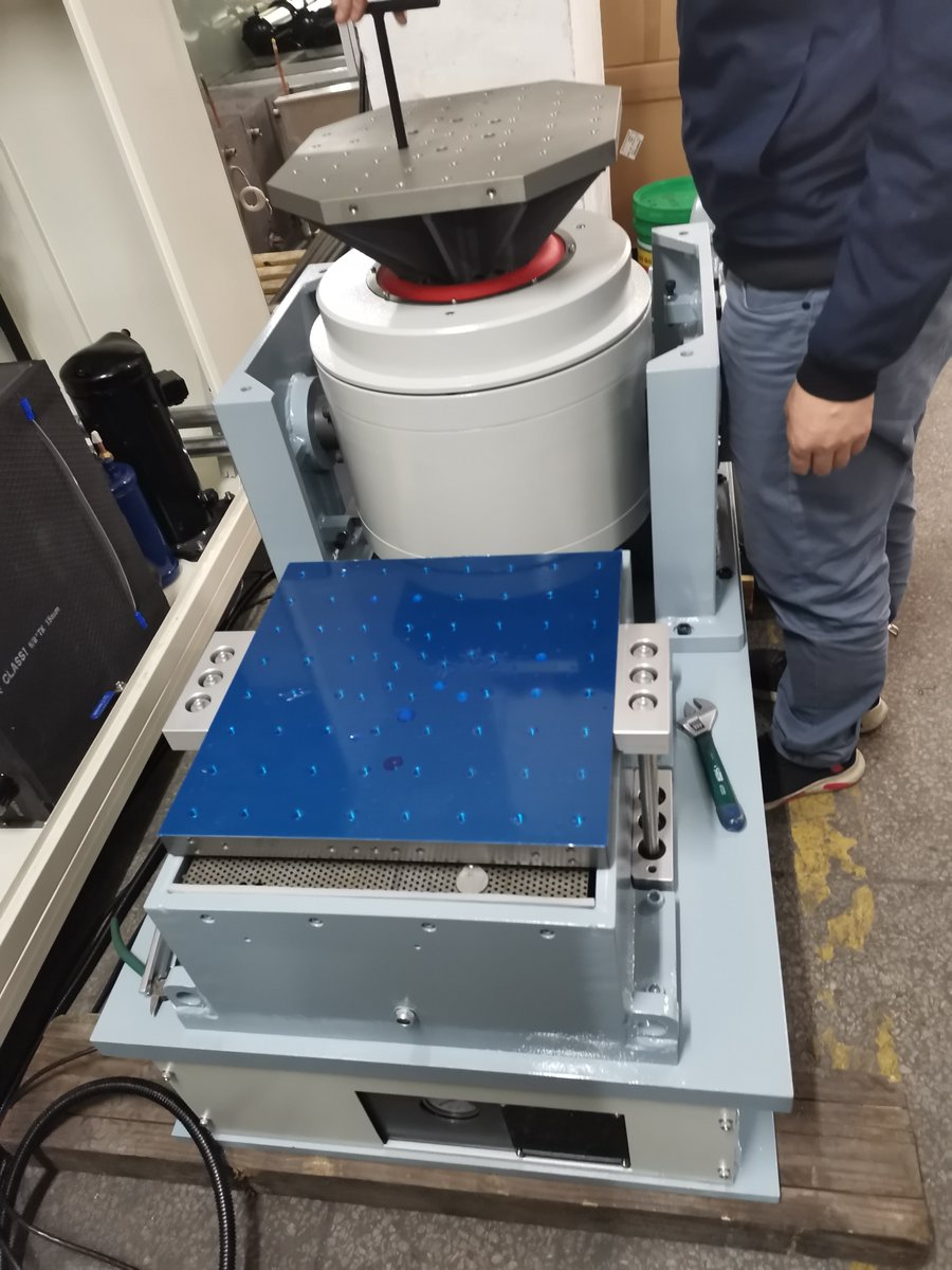 hopezhou6's tweet photo. Gelon equipment for computer control battery crush,battery shaker and forced internal short circuit tester

#tester #Gelon #shortcircuittester #batterycrushtester #lithiumbattery #calendaring #highestquality #heating #lithiumionbattery #automaticmixer #feedingsystem #coating https://t.co/VUINkdG8NT