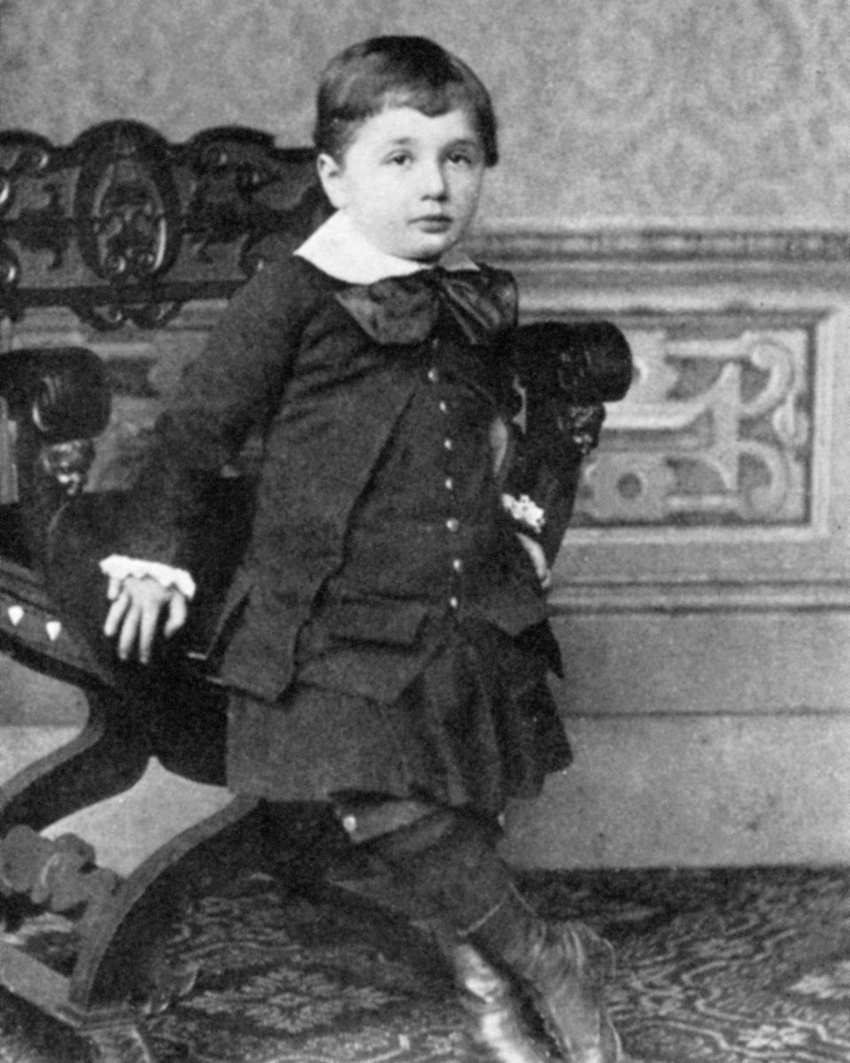 HISTORY's tweet photo. Can you guess who this iconic person in history is? #GuessWho https://t.co/fPQpnvjZon