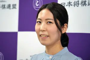 里見香奈 棋士 がかわいいか画像で検証 老けて見えてかわいくないとの噂もあるのは本当 Time Goes By