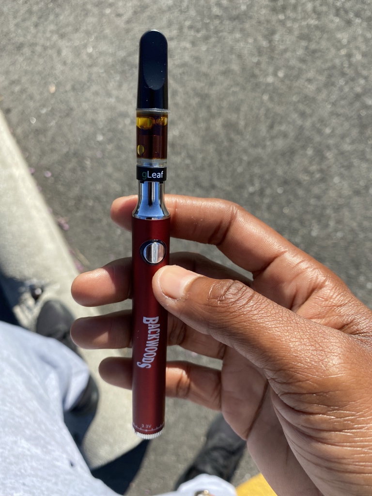 chino_chill's tweet photo. #Mmemberville #420community #Gleaf #VA #StonerFam #PurpleNebula ⛽️ ⛽️ ⛽️ https://t.co/Pnu5WBWtBR
