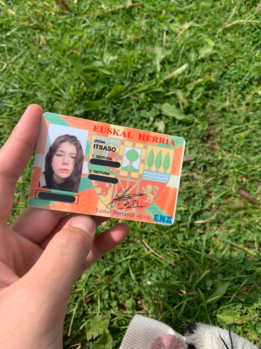 AYER ENTRE A UNA DISCOTECA EN IRLANDA CON EL ENA