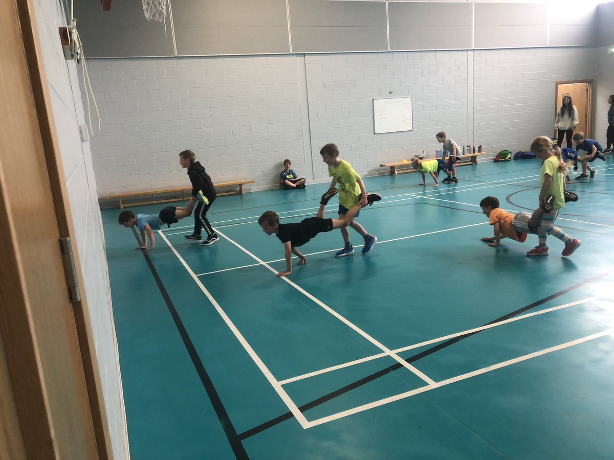 ActiveTroon_SAC's tweet photo. Snapshot of Day 3 of our Marr Multi-Sport Camp 😁
Lots of fun activities on offer today
🏉 🤾♂️ 🏐
Big thanks to our Coaches and Young Leaders who delivered activities 👏🏼
We still have some spaces available tomorrow for pupils starting S1
#SASummer
#Thrivingcommunitites https://t.co/4vfb9pQlbV