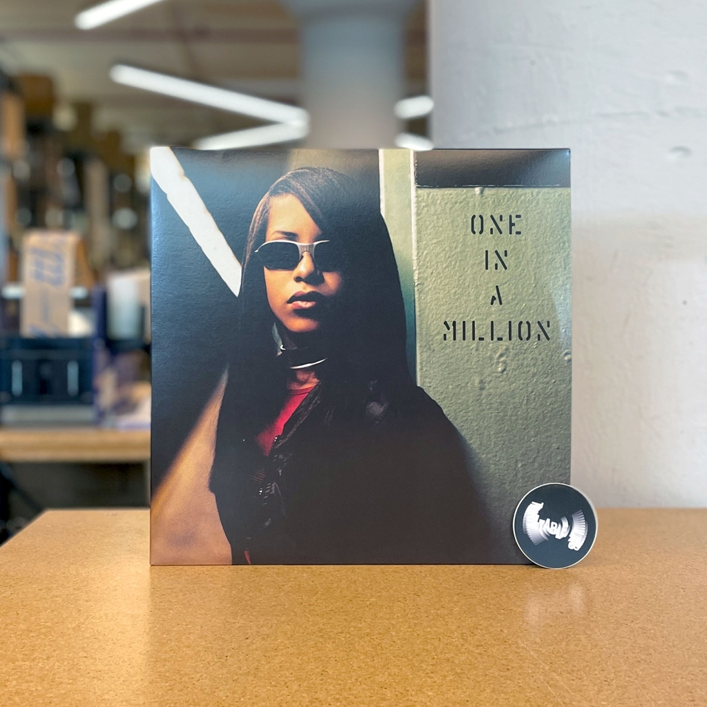 TurntableLab's tweet photo. Aaliyah / One In A Million (1996)
↘ finally...
⫸ https://t.co/bdSqnxXvqK
@aaliyah @Blackground #oneinamillion #aaliyah #blackground #timbaland #4pageletter #hotlikefire https://t.co/twTByM75SU