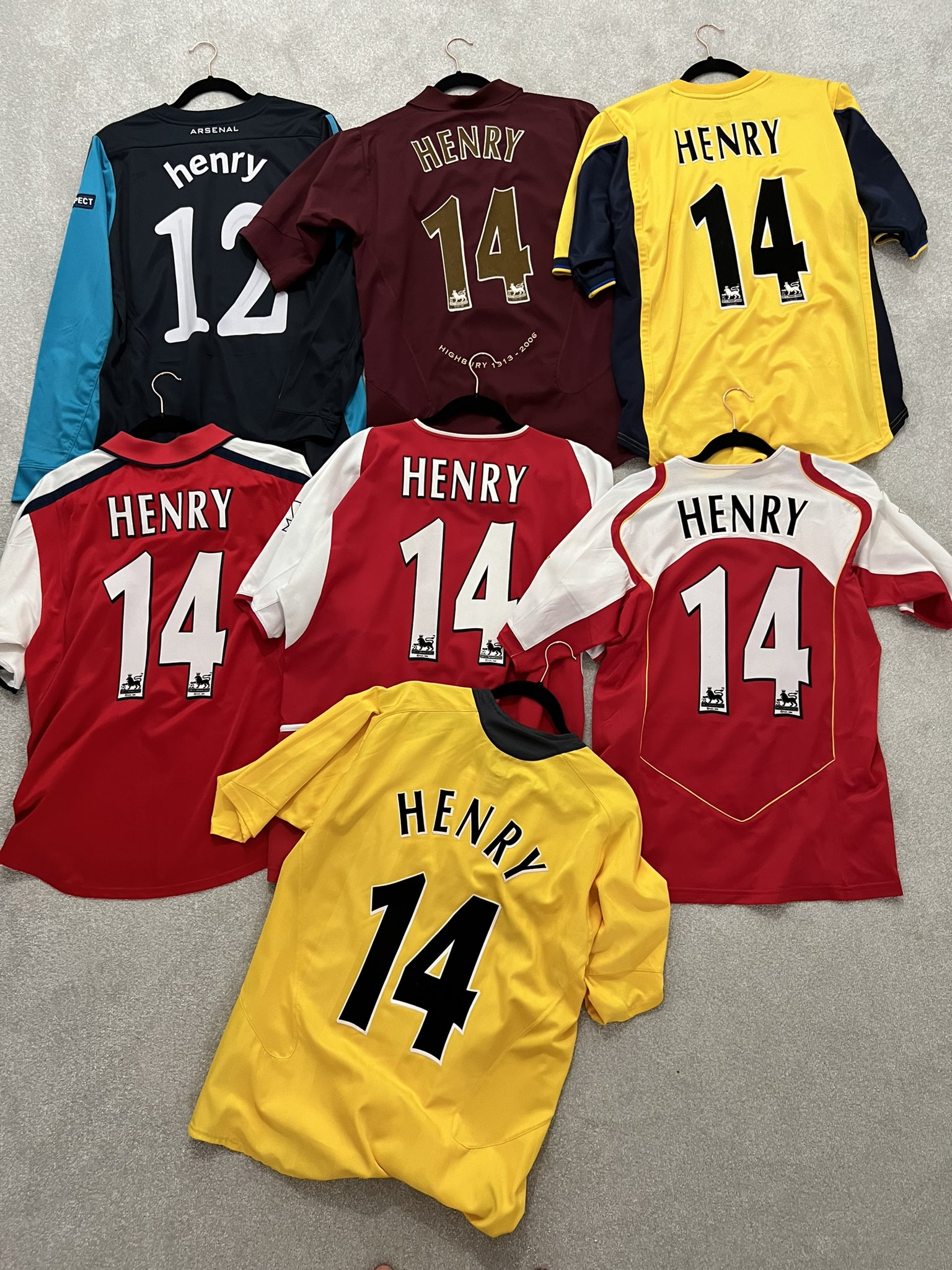 There s something very special about a Thierry Henry shirt!! 

Happy Birthday to The King 