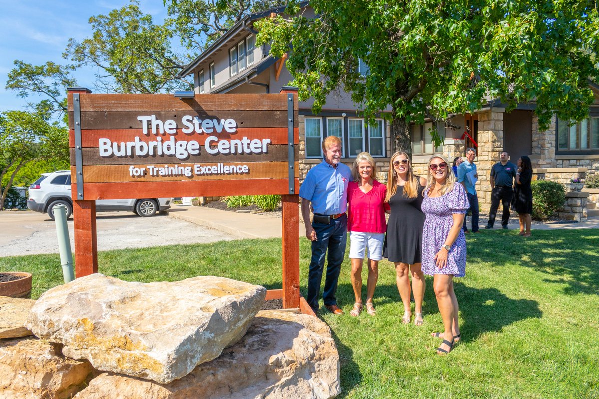 anthonyphc's tweet photo. We celebrated the grand opening of the Steve Burbridge Center for Training Excellence.  
It will provide Anthony PHCE apprentices and technicians a real-world location to master their practices.
 
Learn more about our current job openings at:https://t.co/7HTrFktjNK https://t.co/BcIdtaUH3z