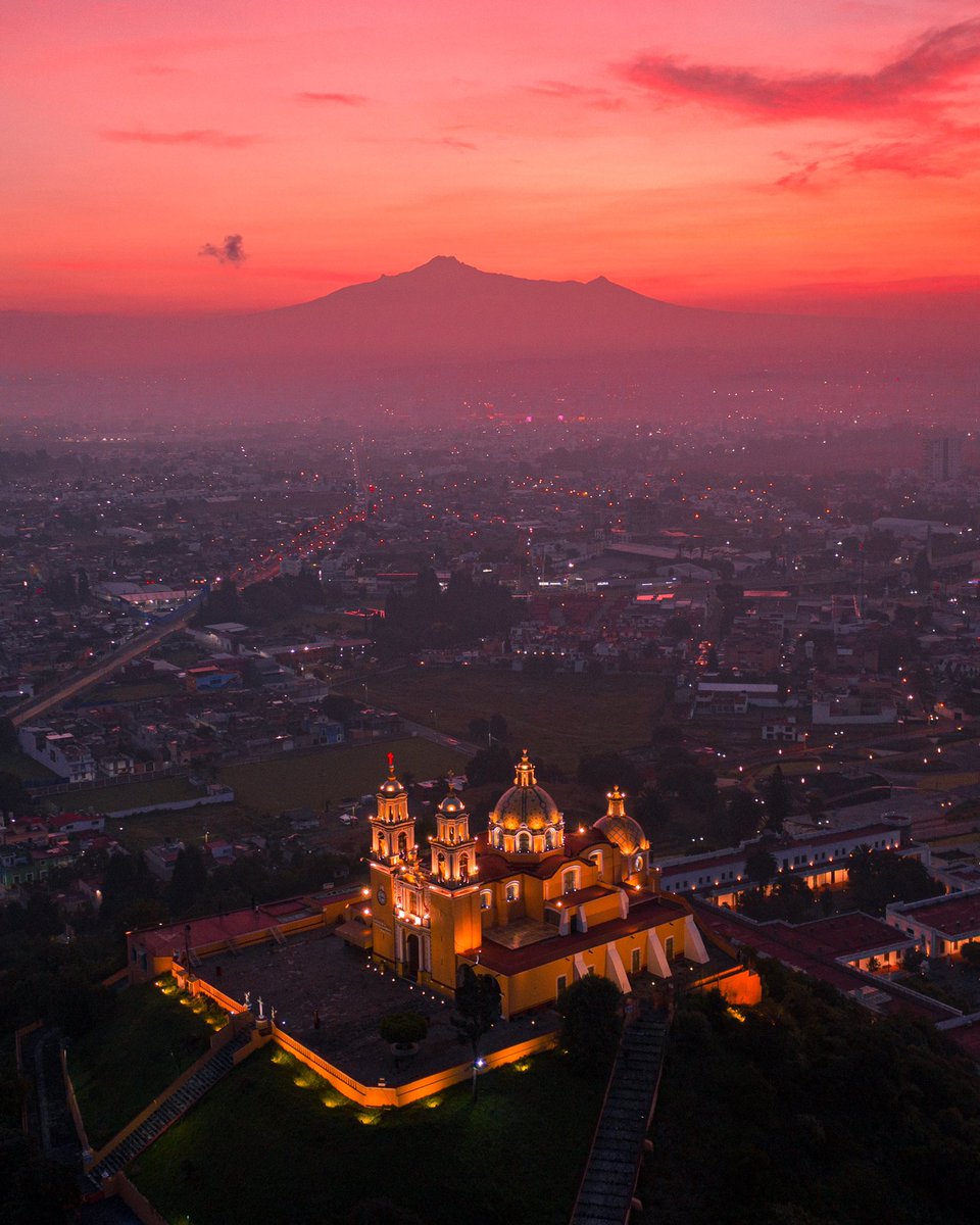 Cholula’s Awakening 
NOW available on <a href="/foundation/">Foundation 🌐</a>
Reserve Price : 0.45 ETH
2nd installment of the Gm Stories Collection
The Story behind this piece is hilarious so read it in the link below ⬇️