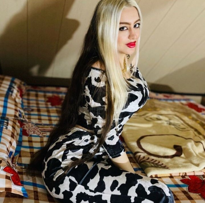 همسر سابق بیل گیتس(ساناز) tweet media