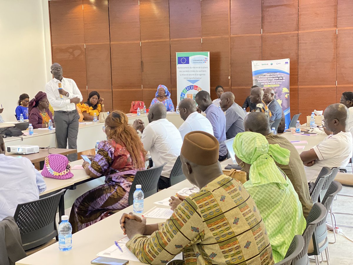 endaenergylinks's tweet photo. 🛑Cérémonie d’ouverture de l’Atelier de renforcement des capacités pour la territorialisation des ODD à travers la planification locale dans l’Entente Intercommunale de la Petite Côte.
#EndaEnergie #AGIR_PetiteCote #EndaODD. 👉🏿 https://t.co/Xb7pmicqPj https://t.co/M4i6Vwxmni