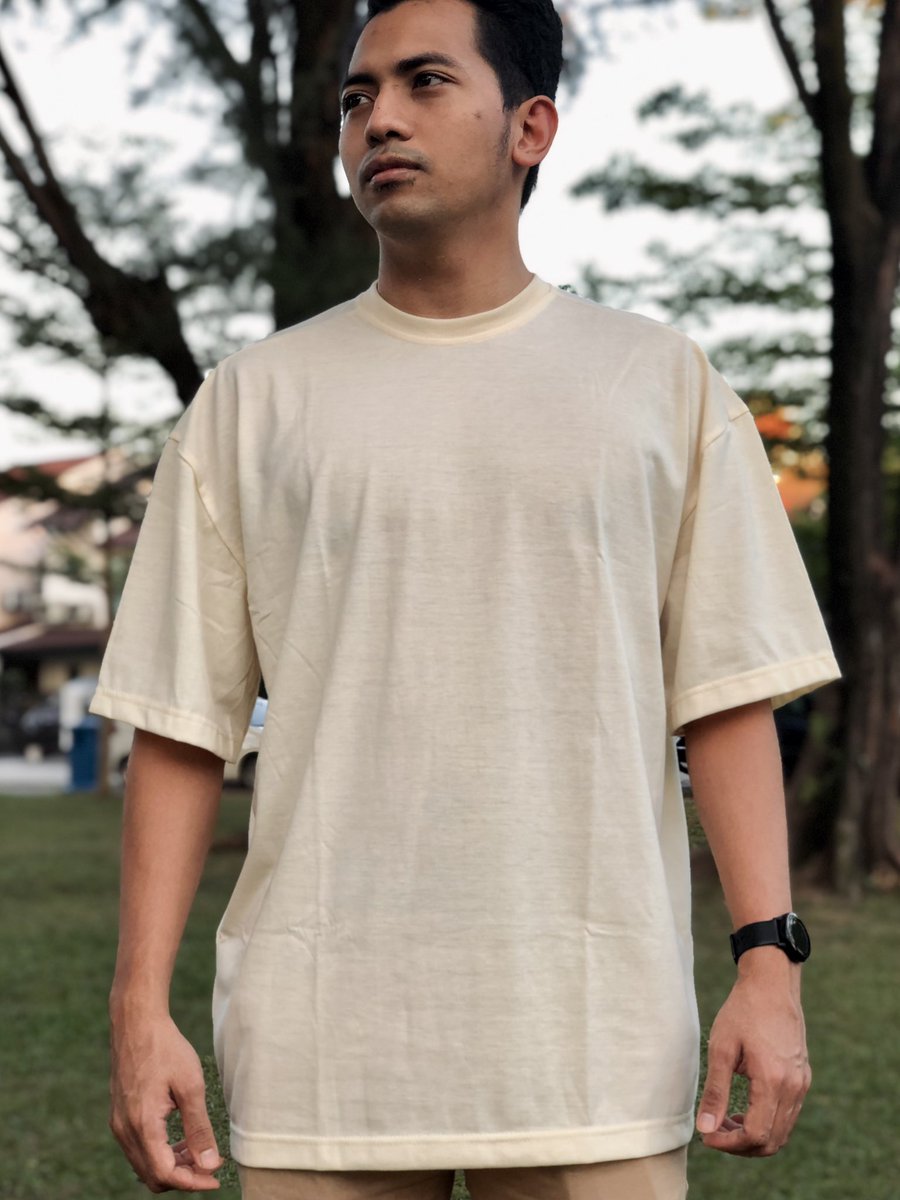 overbros_'s tweet photo. LELONG! Baju oversized pink and beige RM20 sahaja! https://t.co/QzDVpMPMxG https://t.co/2KNLApRxjC