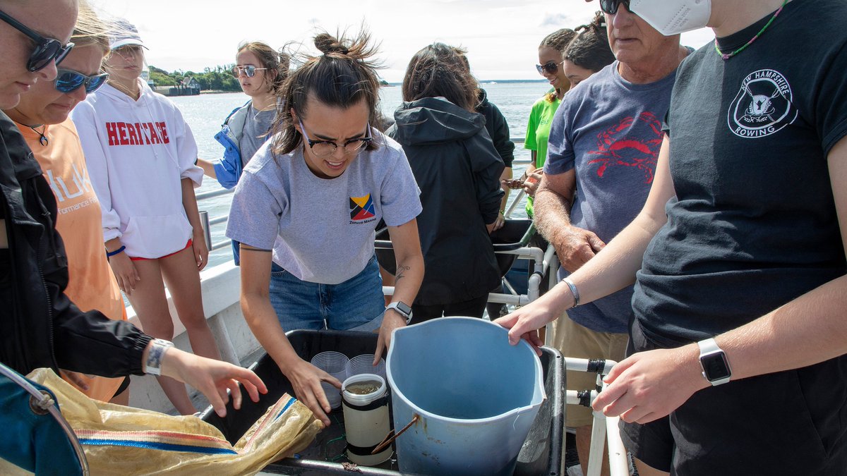 WHOISeaGrant's tweet photo. What a perfect day yesterday! The #GirlsinScience fellows went out on Zephyr boat w/oceanographer Chloe Smith &amp; learned how scientists sample the ocean--like using camera to look at sea floor, tow net to look at critters. @WHOI  @earthwatch_org @WHOImedia #SeaGrantSTEM @SeaGrant https://t.co/bayN3NU5vF