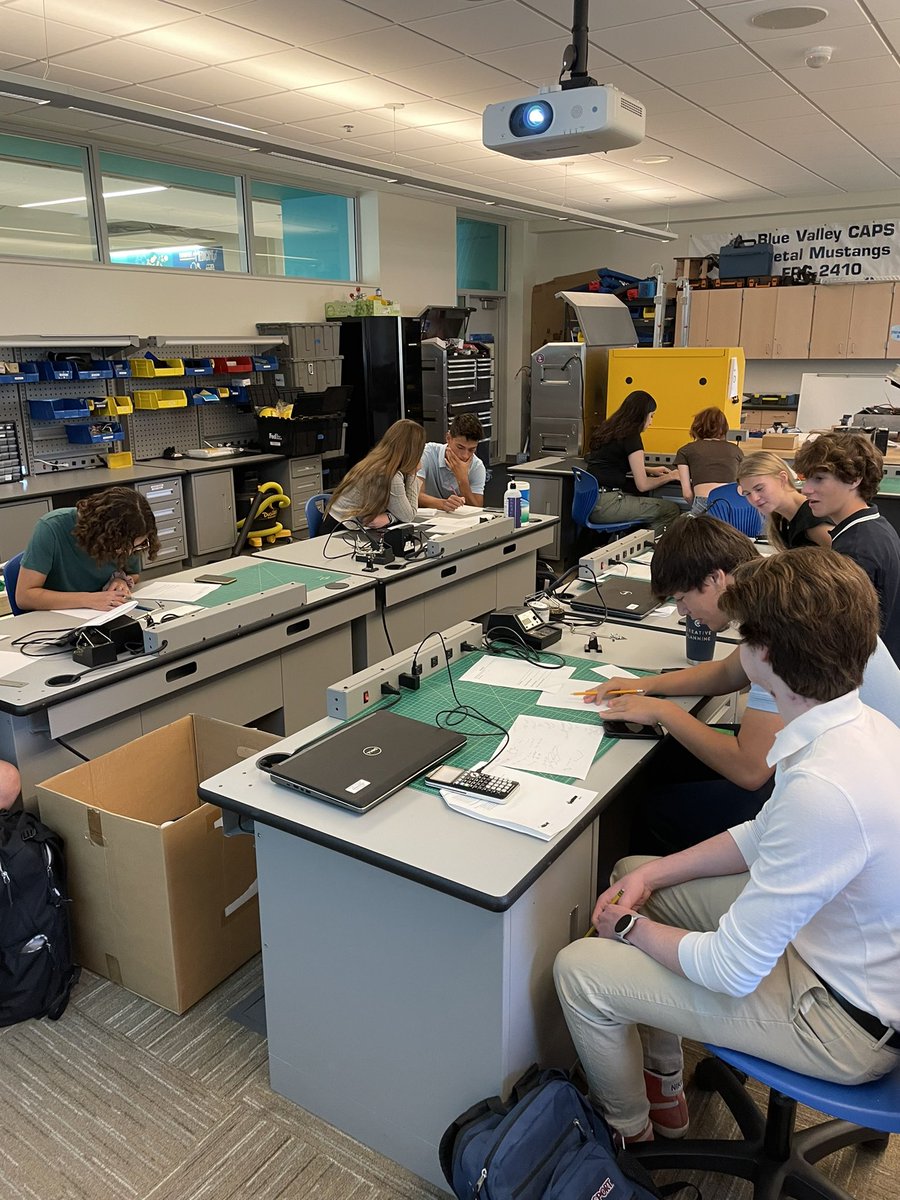 Engineering students hitting the ground running learning the design process! @BVCAPS @CoachRileyBVN