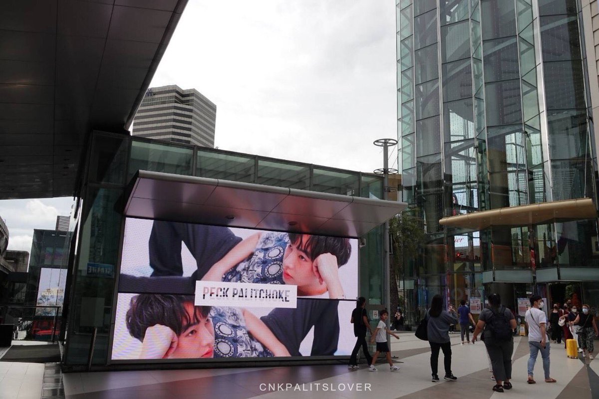 CNKPalitslover's tweet photo. จบลงไปแล้วกับ PJ LED
@ SIAM PARAGON & MBK ขอรวบรวมภาพบรรยากาศจอ LED ไว้ใน FB
📌https://t.co/nwNk0OeQKV
คลิปบรรยากาศ
📌https://t.co/ZcVqRluJPL
คลิปต้นฉบับทั้ง 4 จอ
📌https://t.co/CBe75c28aE
@peckpalit
#เป๊กผลิตโชค
#LEDforPALITDAY2022
#HAPPYPALITDAY2022
#PalitBDProject2022 https://t.co/Ib804sSrd0