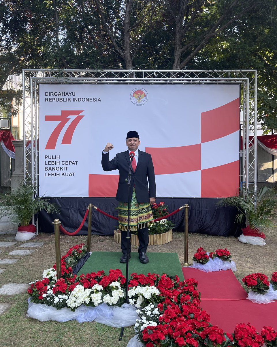 bentpad's tweet photo. Dirgahayu RI ke 77
#HUT77thRI #DirgahayuHUTRI77 #kbriwina #Indonesia77th https://t.co/cWqzdMQAiJ