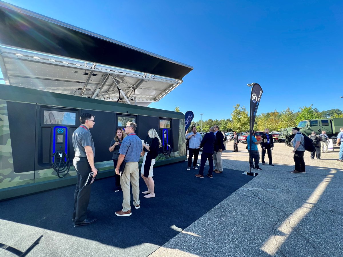 BlueArcEV's tweet photo. A great first day at #GVSETS in Novi talking about the Power Cube™ portable charging applications in the military. We even provided power to our neighbor’s display so they didn’t have to use a noisy generator. #goodneighbor #ShyftGroupProud #EVcharging #EVinfrastructure #NDIA https://t.co/dCDw06tBGB