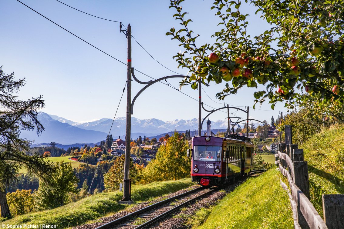 TurismoItaliaNw's tweet photo. Il Patrimonio naturale e paesaggistico italiano: adesso il Trenino di Renon viaggia anche per posta per celebrare i suoi 115 anni
Leggi la notizia https://t.co/2yds2O4tMT
#renon #treninodelrenon #115anni #anniversario #turismoitalianews #Turismo @altoadige_info https://t.co/i5iDngE0D5