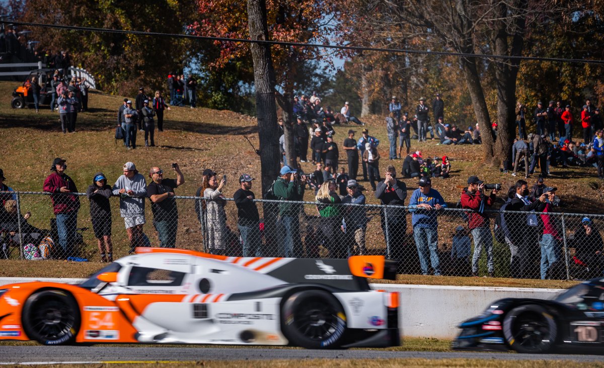 RoadAtlanta's tweet photo. Want two free tickets to the 25th running of @motul Petit Le Mans? Retweet and like this tweet to be entered to win! 

#IMSA / #MichelinRaceway / #RoadAtlanta / #MotulPetitLeMans / @IMSA https://t.co/Pd2xENO0V0