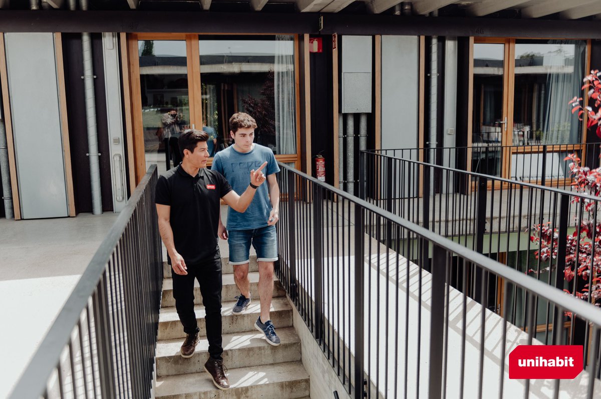Unihabit_'s tweet photo. ♦️ Los conserjes de las residencias son indispensables. Ellos os acompañaran y os ayudarán en todo para que la experiencia Unihabit sea placentera y única. 

#unihabit #studentdorm #studyabroad #barcelona #girona #santcugat #ciutatvella #europe #student #college https://t.co/MX2OM4J6f0