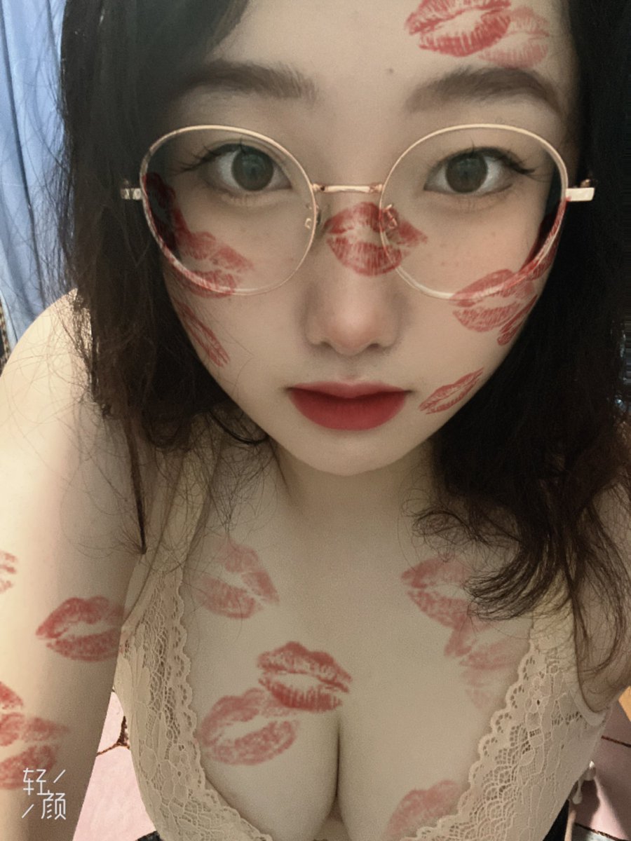 77Qibaby's tweet photo. 非主流一下子 https://t.co/SHVrxJwi7G