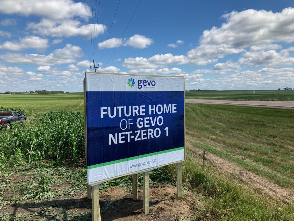 Gevo_Inc's tweet photo. Gevo is excited to break ground for Net-Zero 1 in Lake Preston, SD next month!  https://t.co/nOO9QgvPMx https://t.co/Pp0LVxp7U9