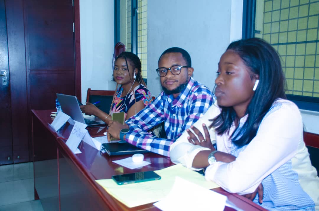 orlyviale2N's tweet photo. Troisième journée et clôture de l’atelier de formation sur le digital pour accroître les capacités des femmes sur les plateformes digitales de communication sociales @habariRDC @sofepadi #FNUD #femme d’aujourd’hui #Kinshasa #MwasiDigital https://t.co/liLWvbws8l